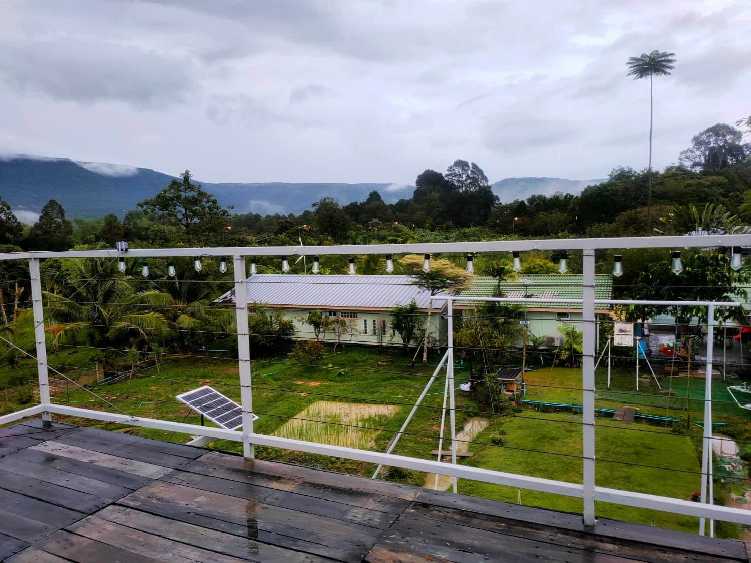 บ้านสวนเอนา